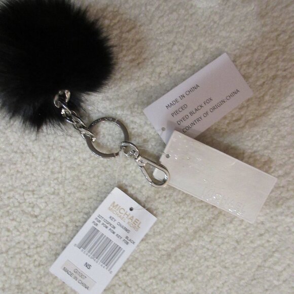 MICHAEL Michael Kors Dyed Black Fox Fur Pom Pom Key FOB Charm Ring - Picture 2 of 2